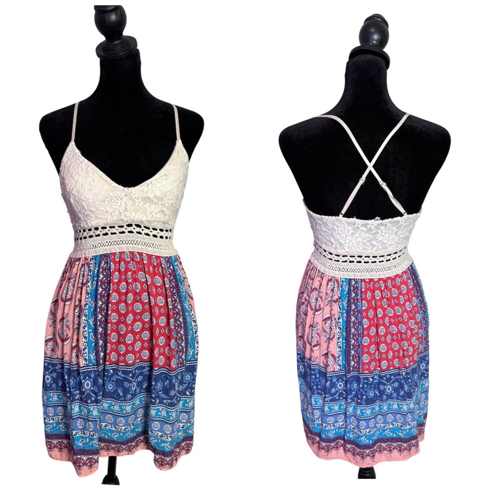 BOHO Paislet Patchwork Crochet Lace‎ Mini Dress Festival Size M Hippie Red Blue